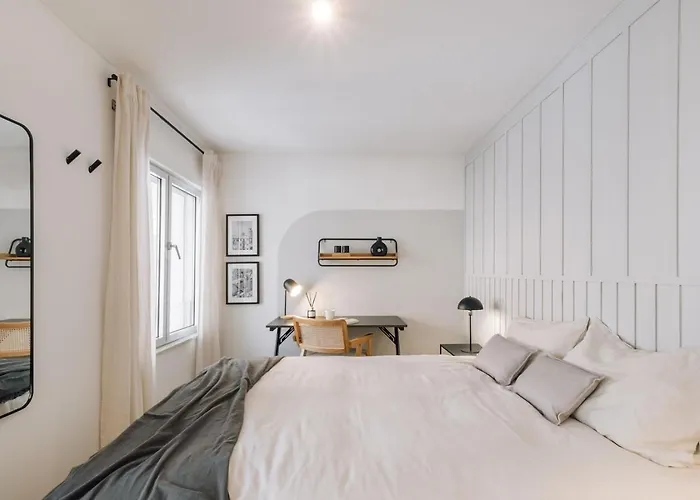 Comporta - 1 Bedroom And Parking In Parque Nacoes דירה ליסבון