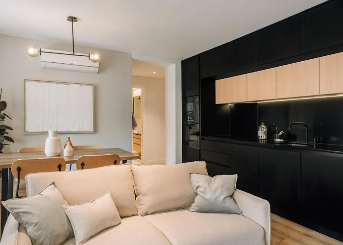 Comporta - 1 Bedroom And Parking In Parque Nacoes דירה *