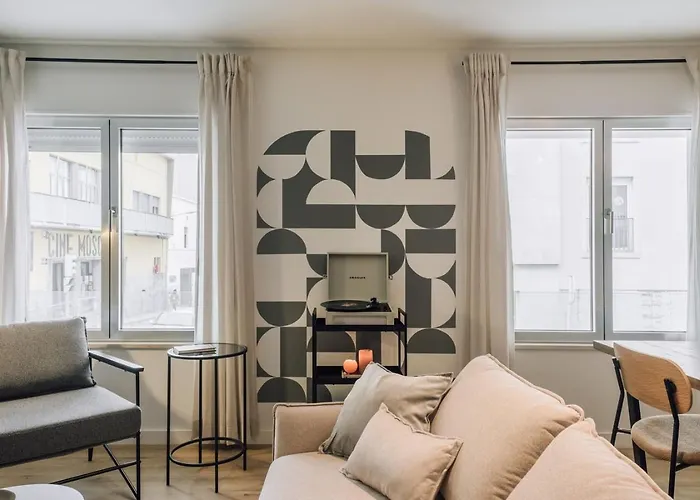 דירה Comporta - 1 Bedroom And Parking In Parque Nacoes ליסבון